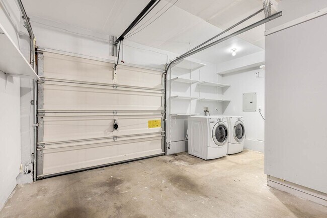 Photo - 9046 Mary Ave NW