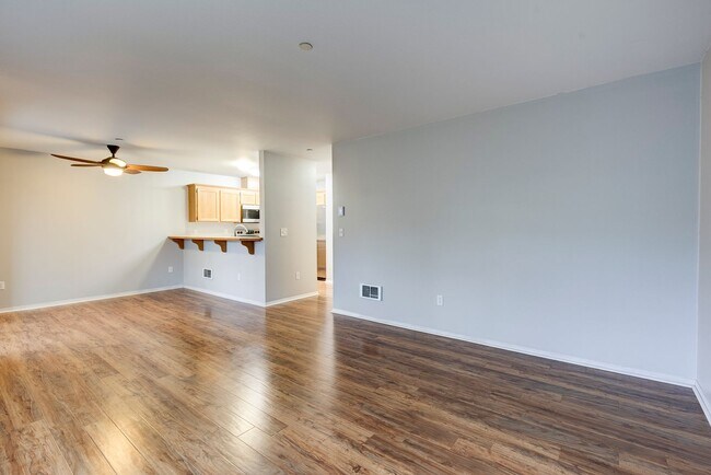 Photo - 2 Bed 2 Bath Third floor Condo