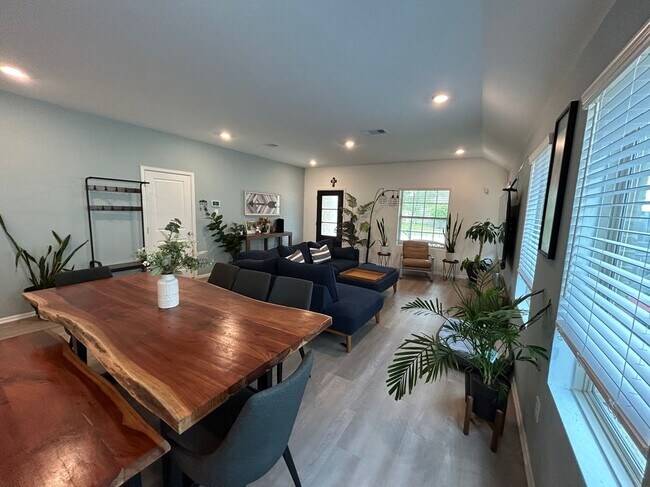 Photo - 21207 Bering Reach Dr