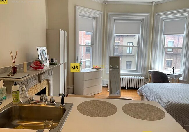 Photo - 307 Beacon St Condo Unit 4