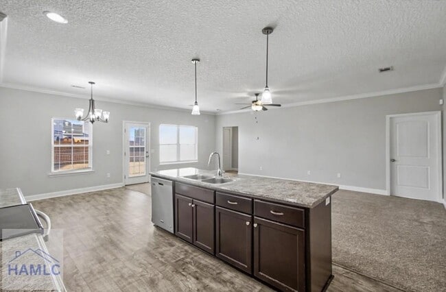 Photo - 147 Rimes Ave SE