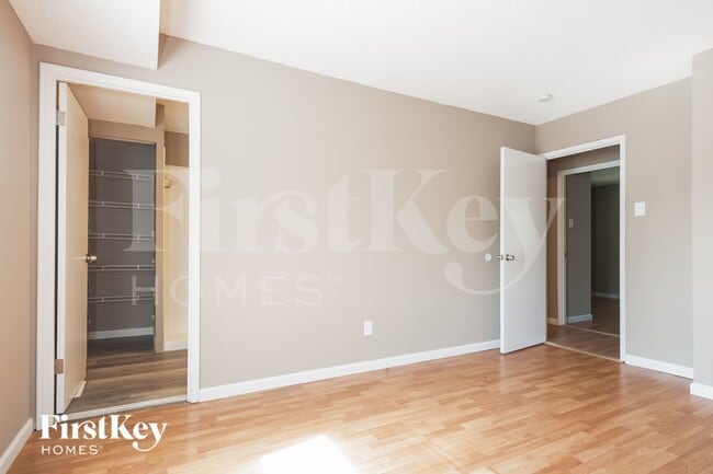 Photo - 9553 Winkler Dr
