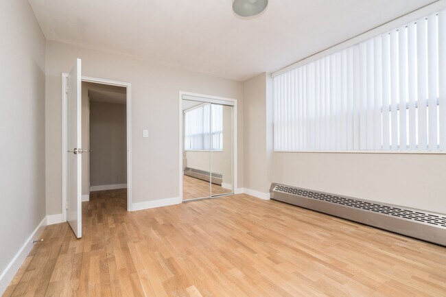 Photo - 190 Jameson Ave Unit 902