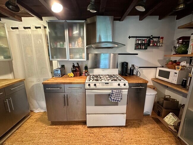 Photo - 18 Tremont St Unit 2