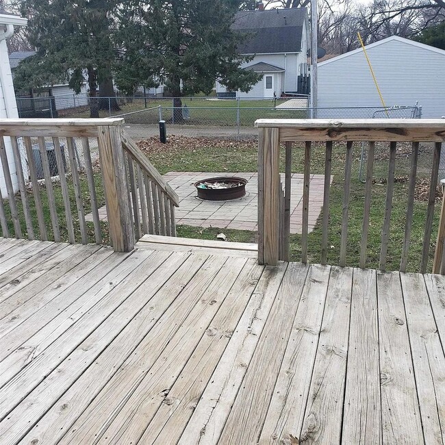 Photo - 2215 Falls Ave