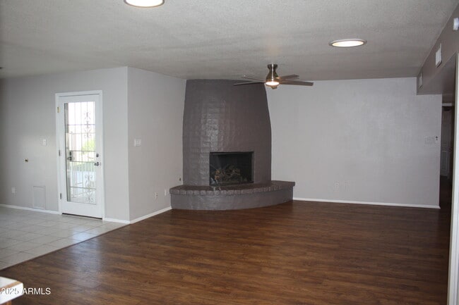 Photo - 15420 N 58th Ave