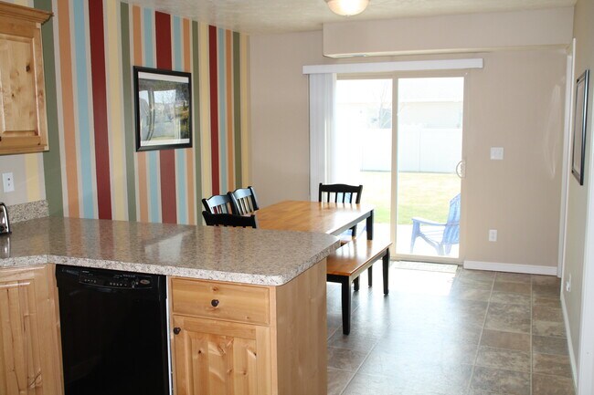 Photo - 195 Robison Dr