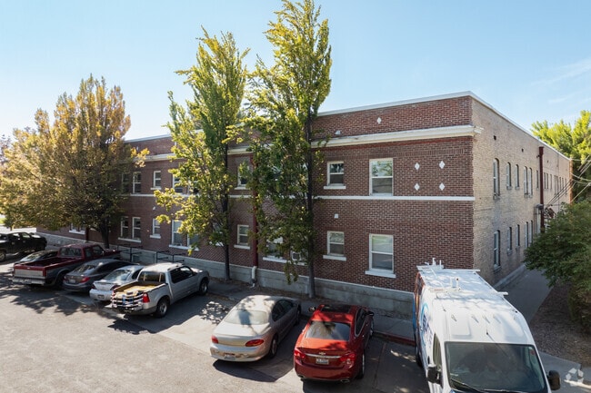 Ángulo alterno - Courtyard Apartments