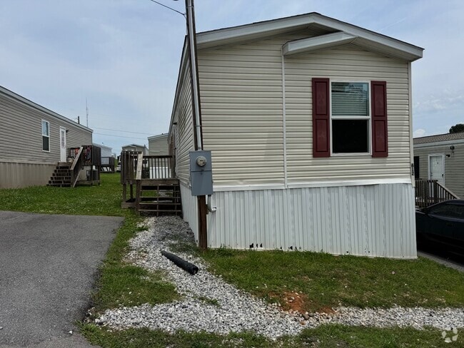 Building Photo - 612 Princess Way Rental