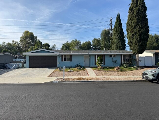 Building Photo - 148 Galsworthy St