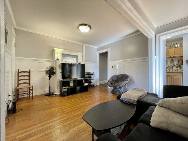 Photo - 440 Park Dr