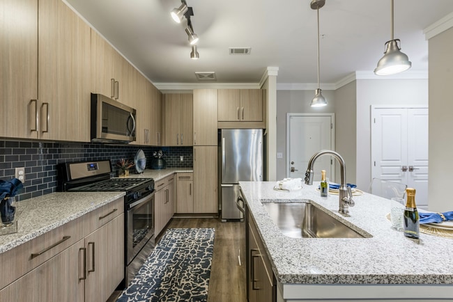 Photo - SYNC at Jonquil