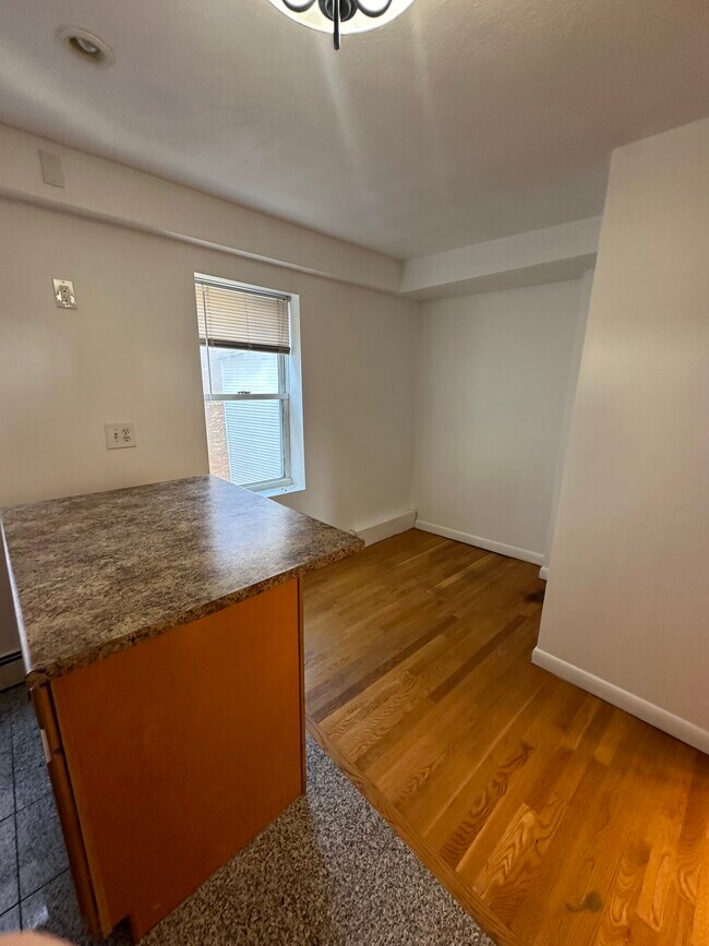 Photo - 20 Hanover Ave Unit 3