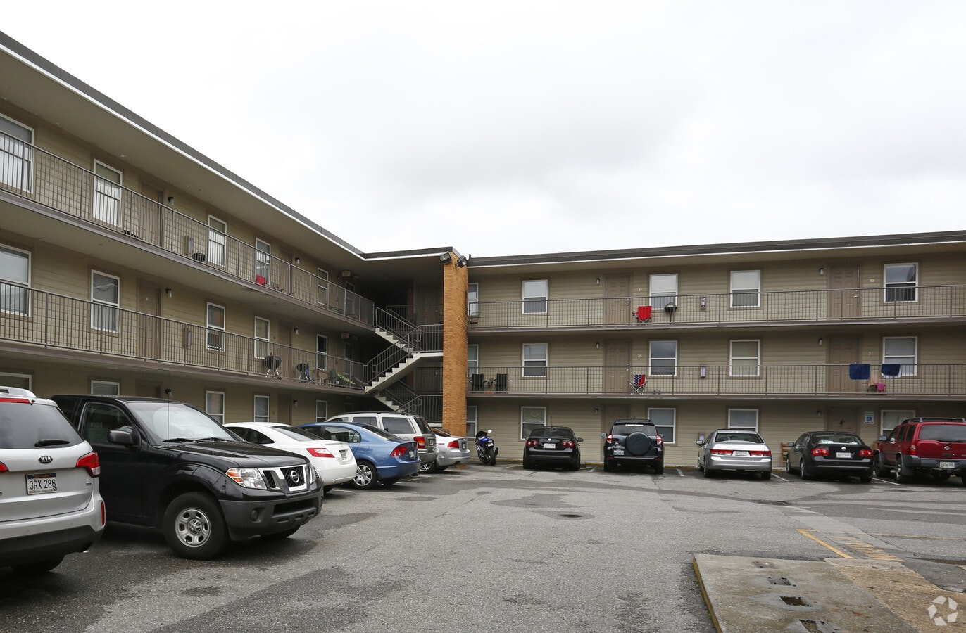 Bridge Court Apartments - Highland On The Bridge