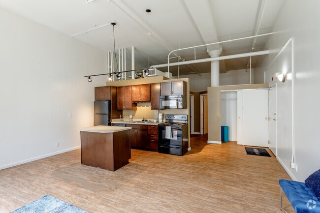 2HAB, 1BA - 770&nbsp;ft² - ReNew on Stout