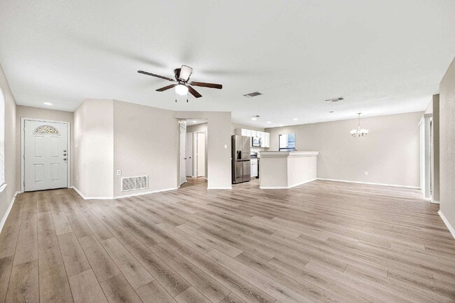 "Charming 3-Bedroom Oasis with 2 Full Baths – Your Perfect Retreat in Schertz!"