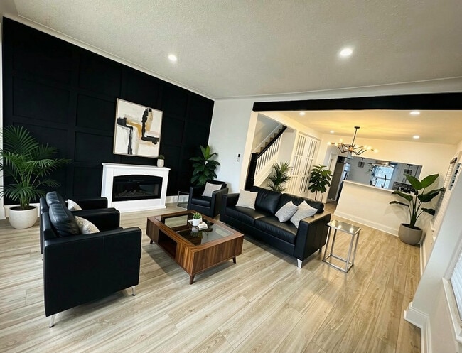 Building Photo - 13937 86th Ave