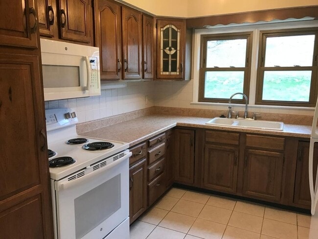 Photo - Spacious Rock Island Home with Family Room and Garage!