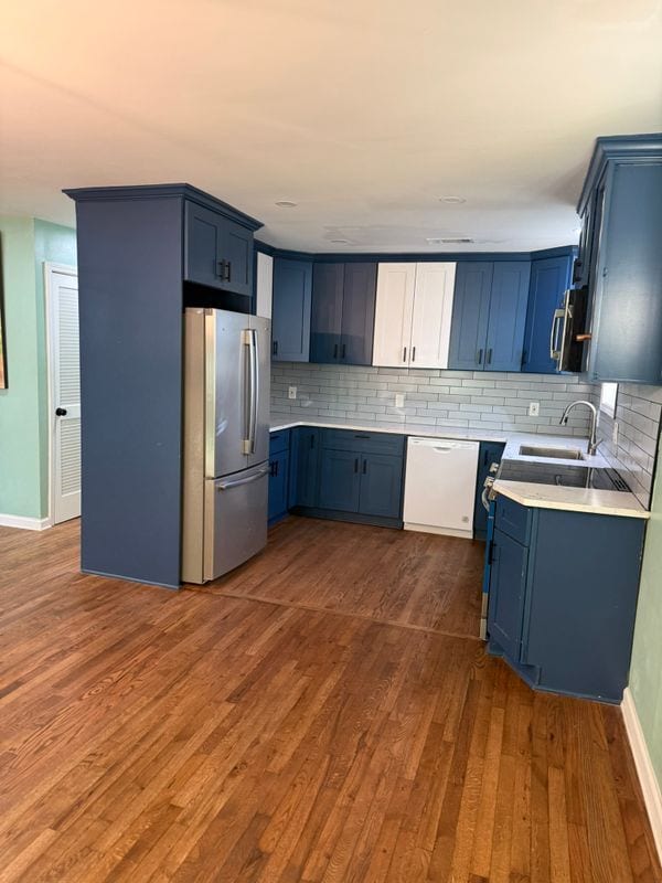 Photo - 331 Simca St SE
