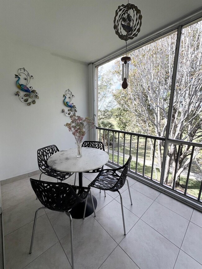 Photo - 1055 Country Club Dr Unit 404