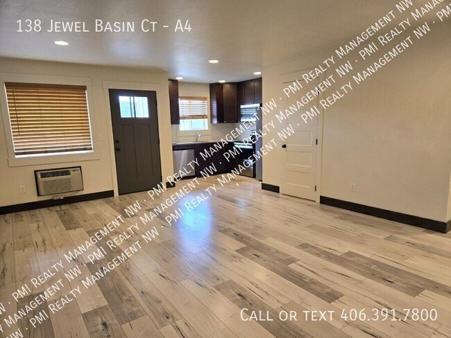 Building Photo - 138 Jewel Basin Ct Unit A4