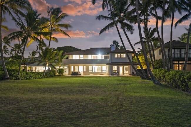 Building Photo - 76 S Kalaheo Ave