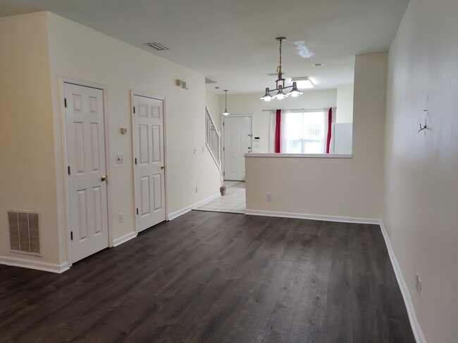 Photo - 3553 Twisted Tree Ln