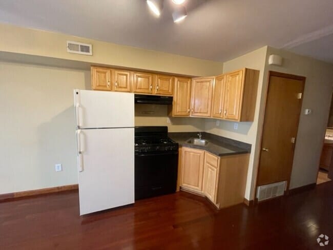 Building Photo - Terrific 2 bedroom in Graduate Hospital Rental