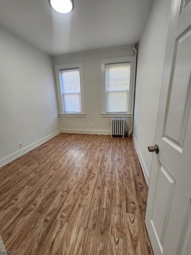 Photo - 9 Lois Pl Unit 2