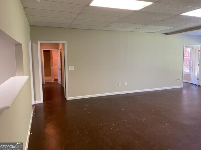Photo - 6170 Devonshire Dr Unit (BASEMENT APT)