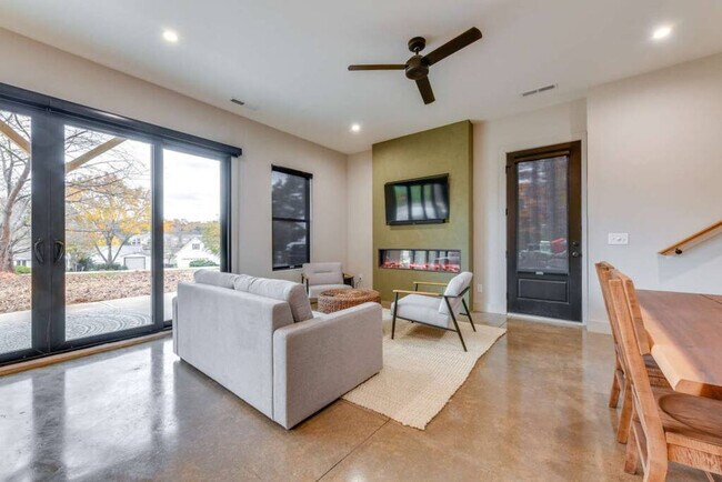 309 Bridgewater Ln Unit SI ID1579121P