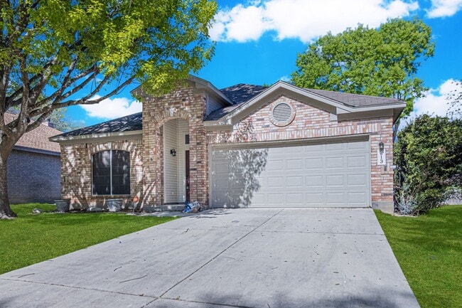 Building Photo - 213 Tapwood Ln