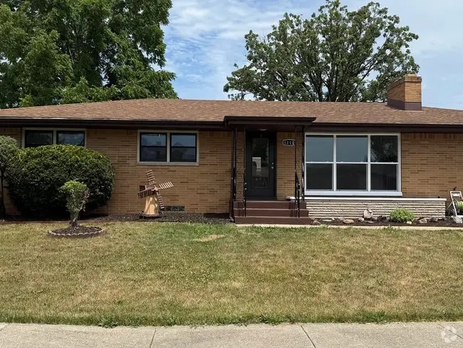 Building Photo - 1310 Orchard Dr Rental