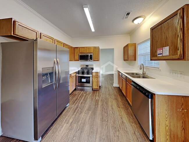 Photo - 6116 Firethorne Ln