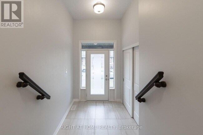 Photo - 135 Overberg Way