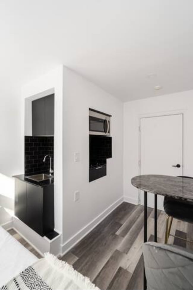 Photo - 2020 R. Saint-Denis Unit 202