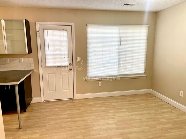 Photo - 118 Prity Ct