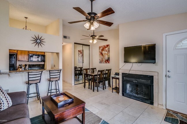 Photo - 14203 N 19th Ave Unidad 2007