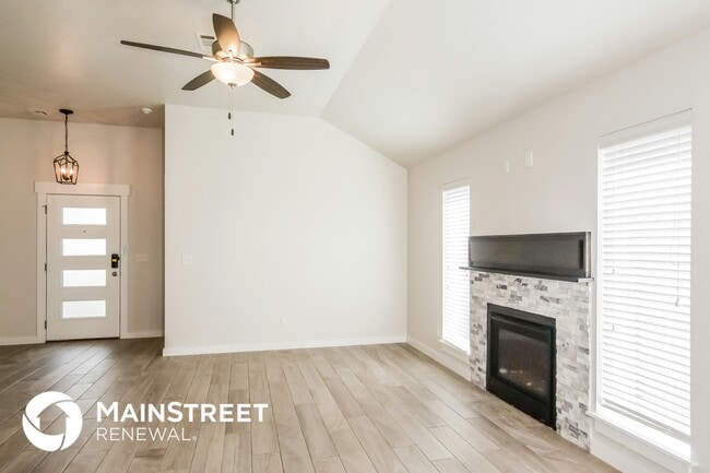 Photo - 508 NW 179th Cir