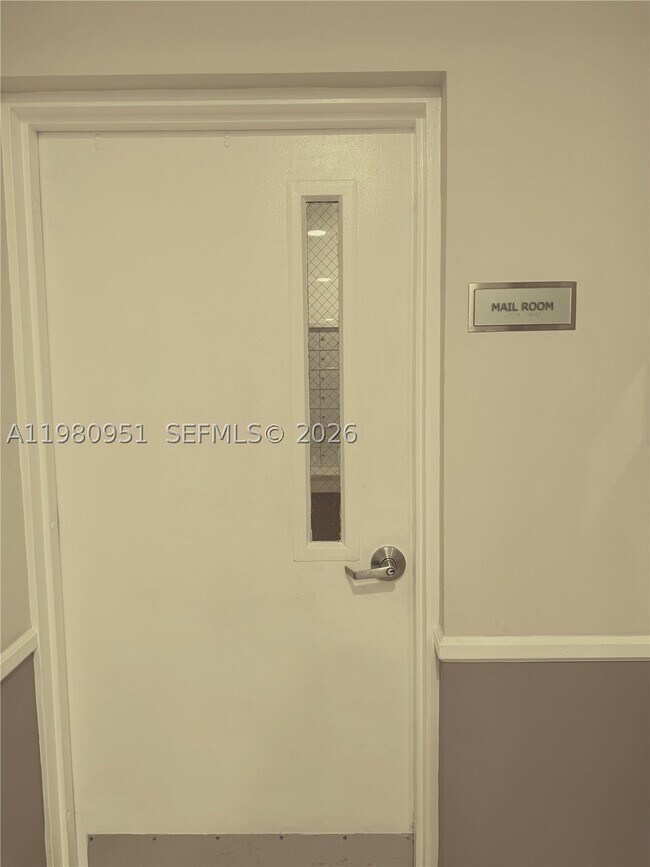 Photo - 900 SW 8th St Unit 604