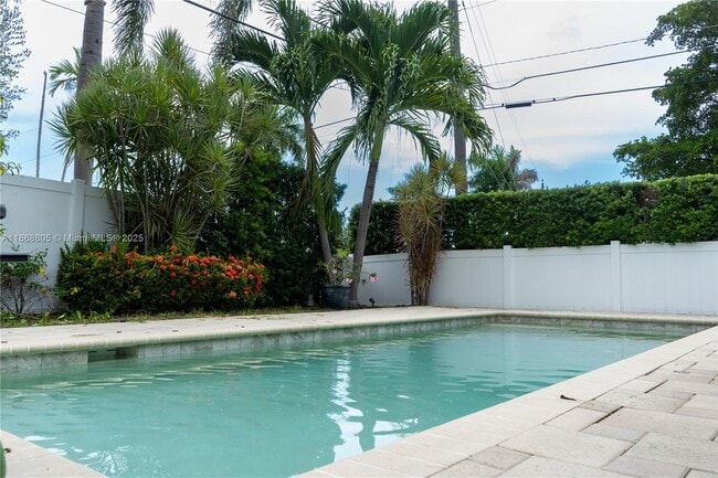 Photo - 2841 NW 10th Ave