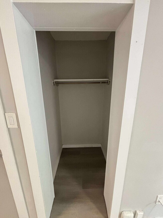 Photo - 30 Parkwood Dr Unit 24