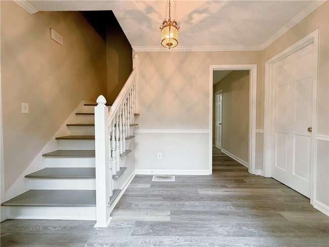 Photo - 2315 Hudson Dr SW