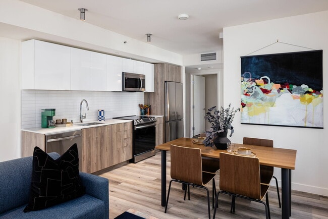 Ace Berkeley Model Alt. Kitchen