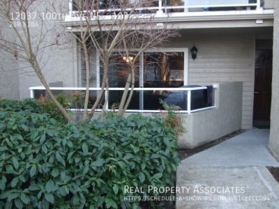 Building Photo - 12037 100th Ave NE
