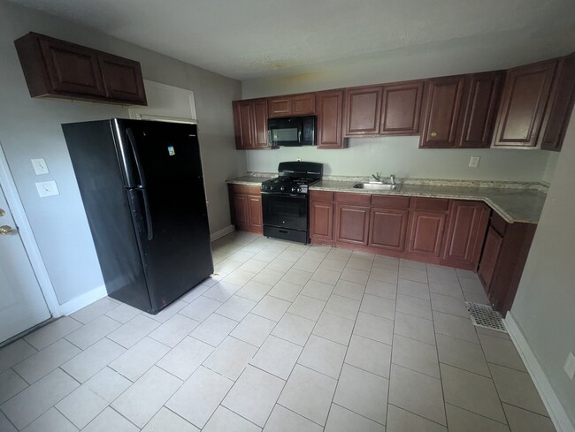 Building Photo - 505 Quinnipiac Ave Unit L