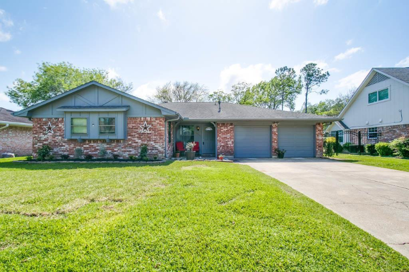 Photo - 1904 Lazy Creek Ln