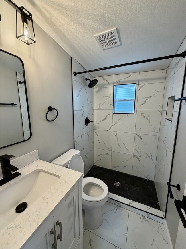 Photo - Central Wichita 2 Bedroom