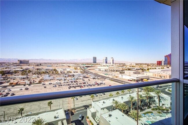 Photo - AMAZING - VIEWS, 2 TERRACES, FULLY FURNISHED AND READY FOR MOVE IN!!!