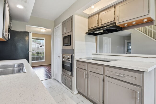 Photo - 6703 Krause Dr